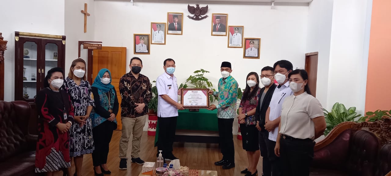 Dukung Pengawasan Pilgub Sulawesi Utara 2020, Bawaslu Sulut Berikan Penghargaan Kepada Pemkot Tomohon