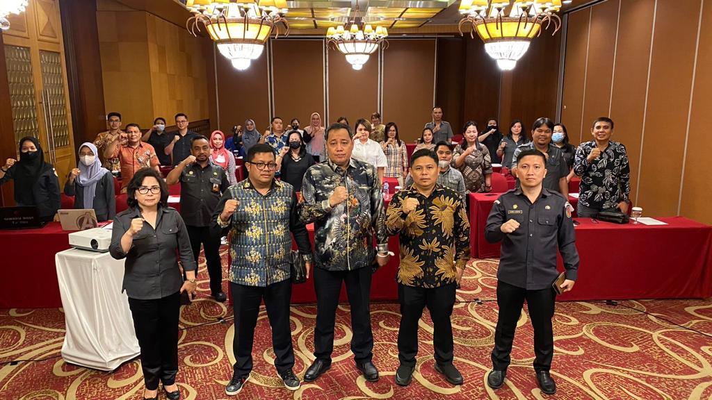 Buka Rakoorev Bawaslu Sulut, Malonda himbau Sinkronisasikan LLAT dengan Timeline Pengawasan Tahapan Pemilu Tahun 2022