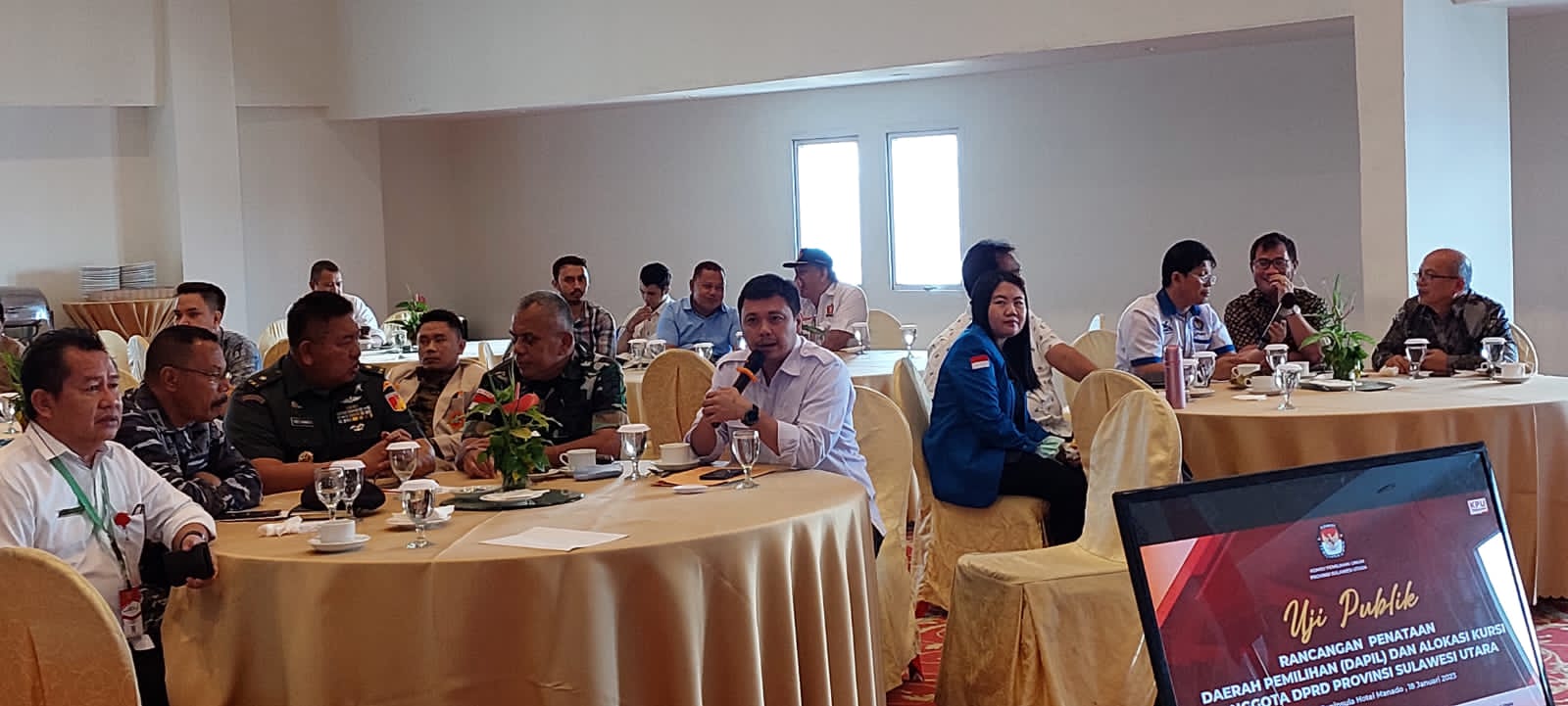 Ardiles Mewoh Sampaikan Catatan atas Rancangan Penataan Dapil Anggota DPRD SulutÂ 