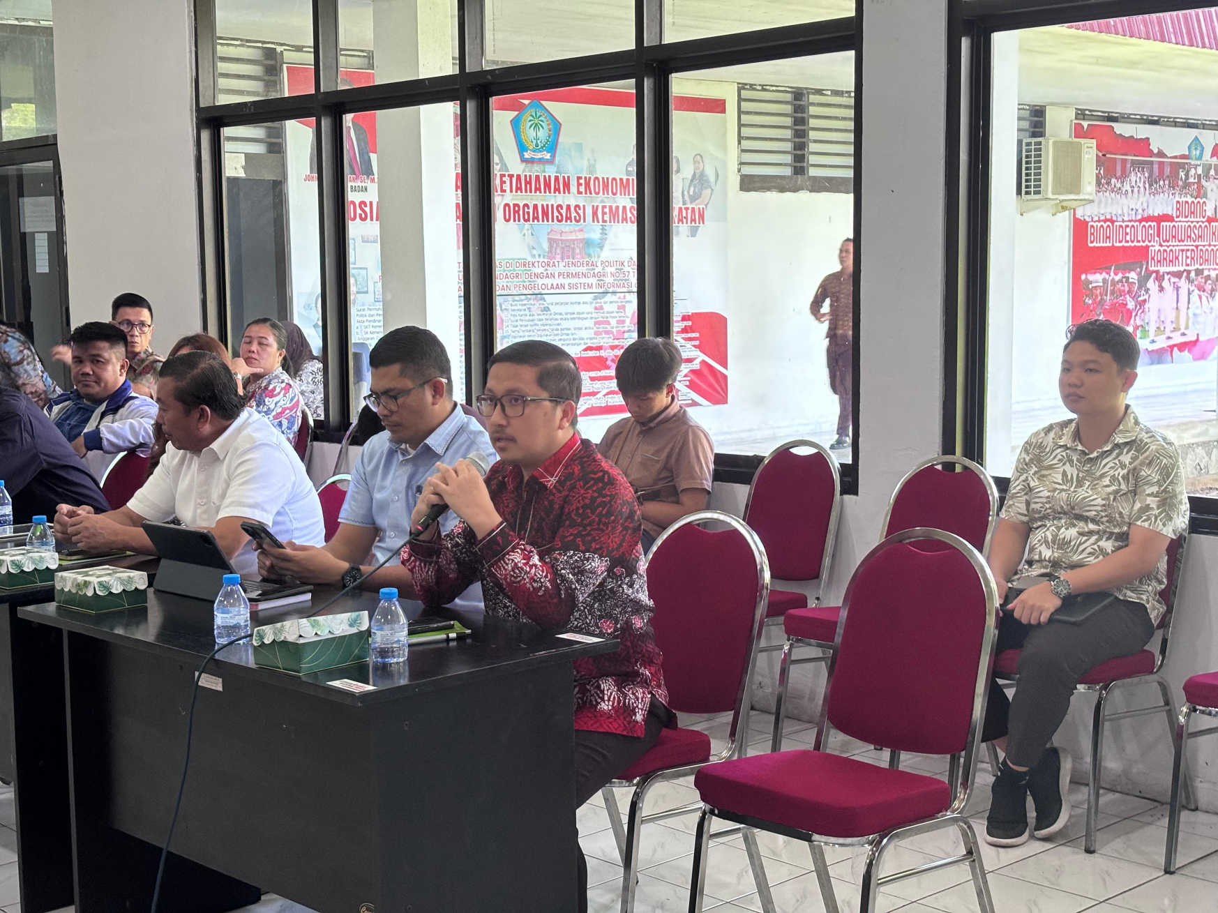 Kepala Sekretariat Bawaslu Sulut Aldrin Christian Hadiri FGD Indeks Demokrasi Indonesia