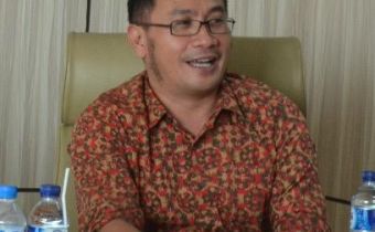 Peneliti ERI Ferry Liando Sebut Media Centre, Call Center dan SMS Gateway Bawaslu Sulut Adalah Sarana Penting Meningkatkan Peran Partisipasi Masyarakat