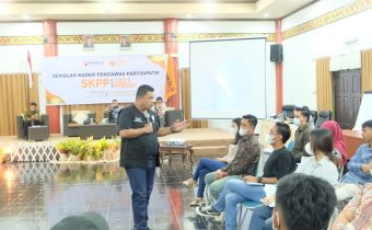 SEKOLAH KADER PENGAWAS PARTISIPATIF TINGKAT MENENGAH, SUPRIYADI BERIKAT PENGUATAN KEPADA PESERTA