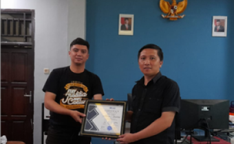 Kepala Sekretariat Bawaslu Sulut Menjadi Narasumber dalam Democracy Class DPD GAMKI SULUT 