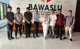 Bawaslu Sulawesi Utara menerima audiensi dari dua lembaga pemantau pemilu Sulawesi Utara.