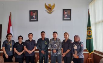 Perkuat Hubungan Kelembagaan, Bawaslu Sulut Berkunjung ke Pengadilan Tinggi Manado 