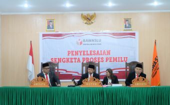 Sidang Sengketa Proses Pemilu Bakal Calon Perseorangan di Bawaslu Sulut berakhir melalui Mediasi