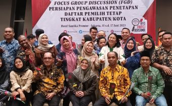 Lolly Suhenti Pastikan Jajaran Bawaslu Kabupaten dan Kota lakukan Pengawasan Daftar Pemilih Tetap