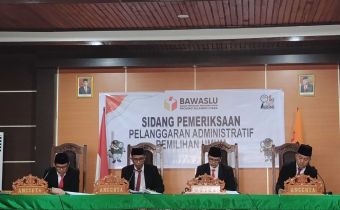 Bawaslu Sulut Gelar Pembacaan Putusan Sidang Dugaan Pelanggaran Administratif,  KPU Tomohon Terbukti Langgar Tata Cara dan Prosedur Administrasi Pencalonan